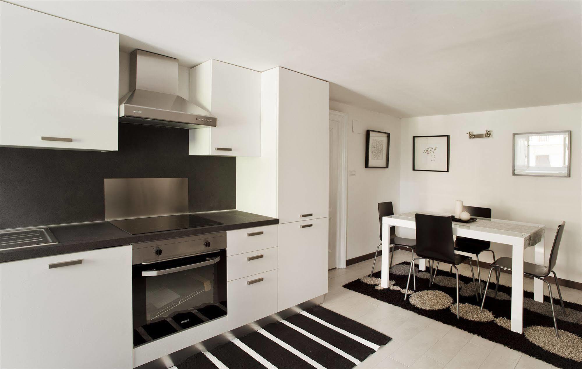 Appartement Italianway-Borgospesso à Milan Extérieur photo