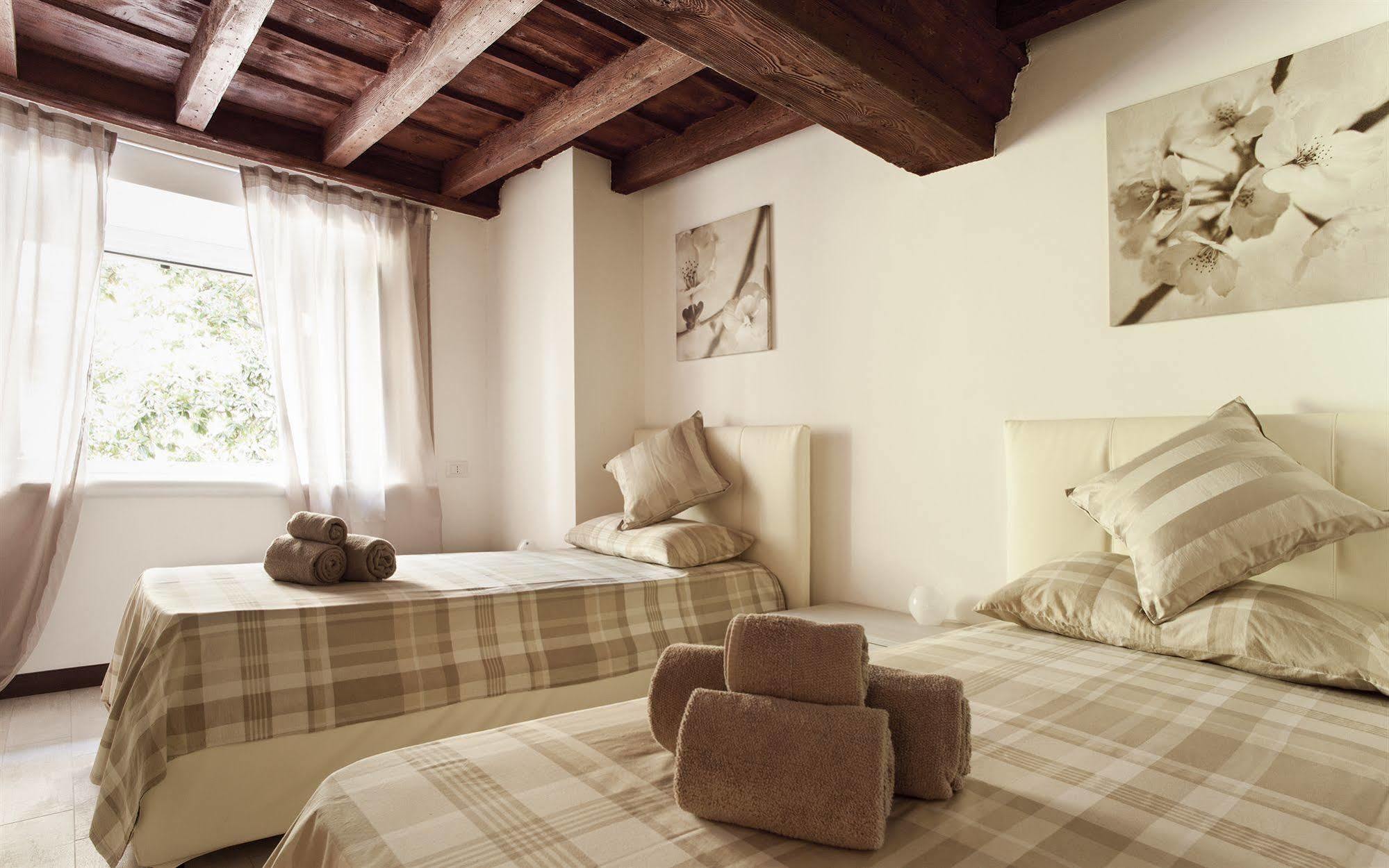 Appartement Italianway-Borgospesso à Milan Extérieur photo